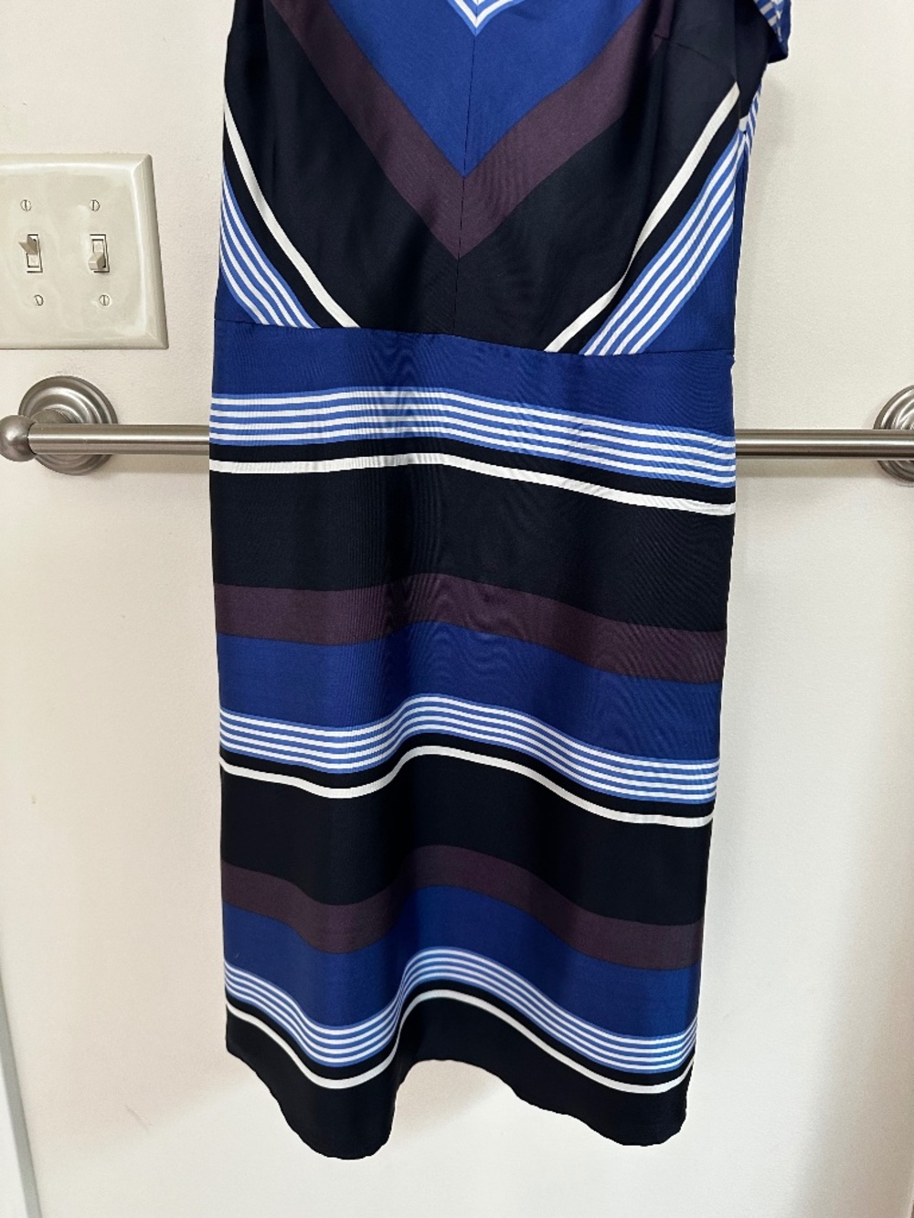 Banana Republic Navy Ruffled Fit Dress